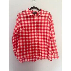 French Curve Gingham Button Down size L